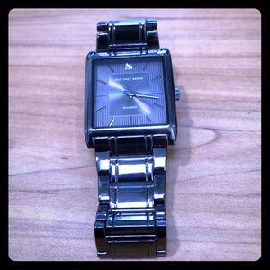 Geoffrey Beene Watch
